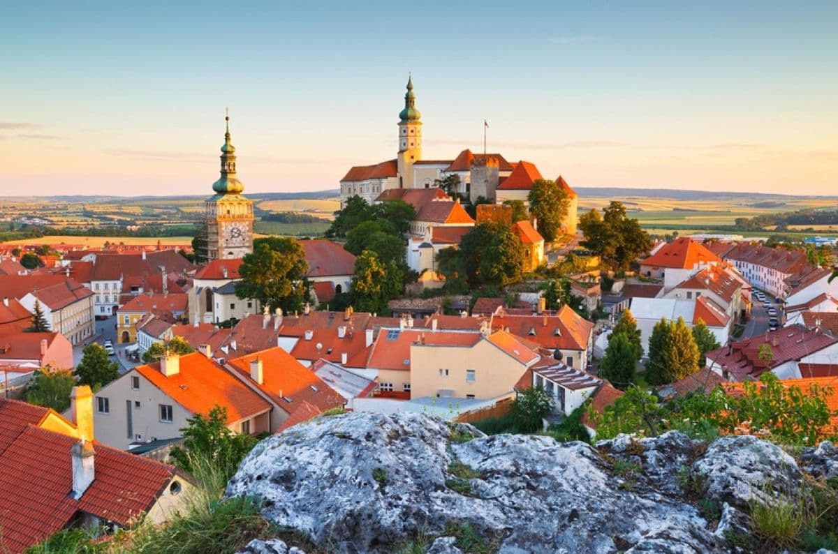 Team-Building in Mikulov: History, Wine, and Unique Team Experiences