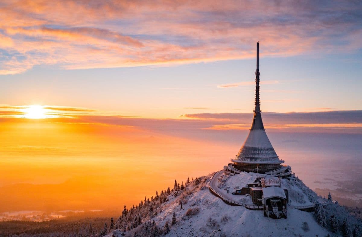 Teambuilding pod Ještědom – Liberec vás prekvapí
